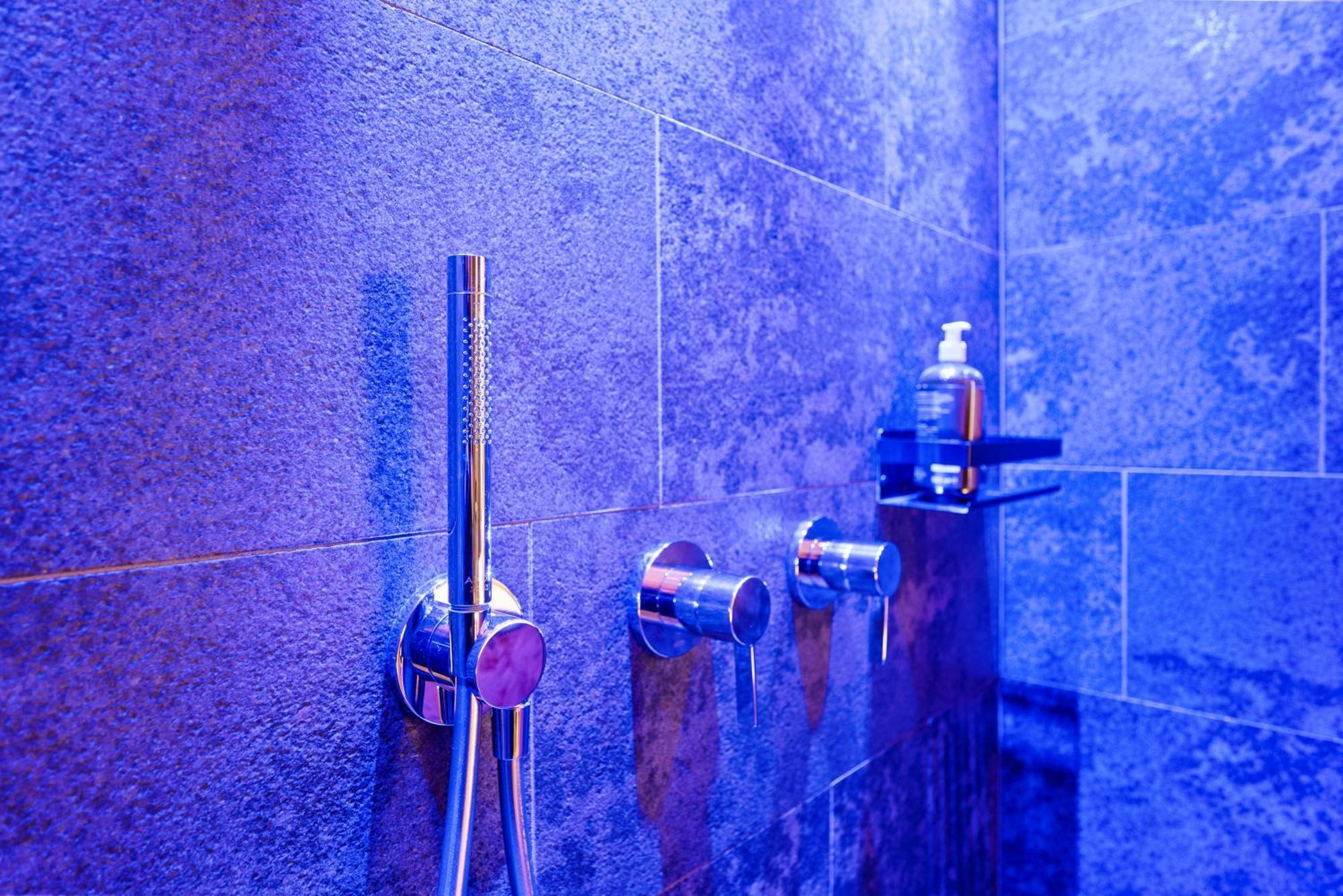 New Opening "Sissi Chalets" - Unique Luxury Hideaway With Mountain View & Sauna Mendola Extérieur photo